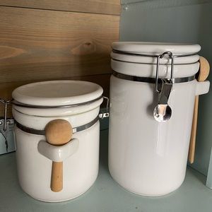 Ceramic Storage